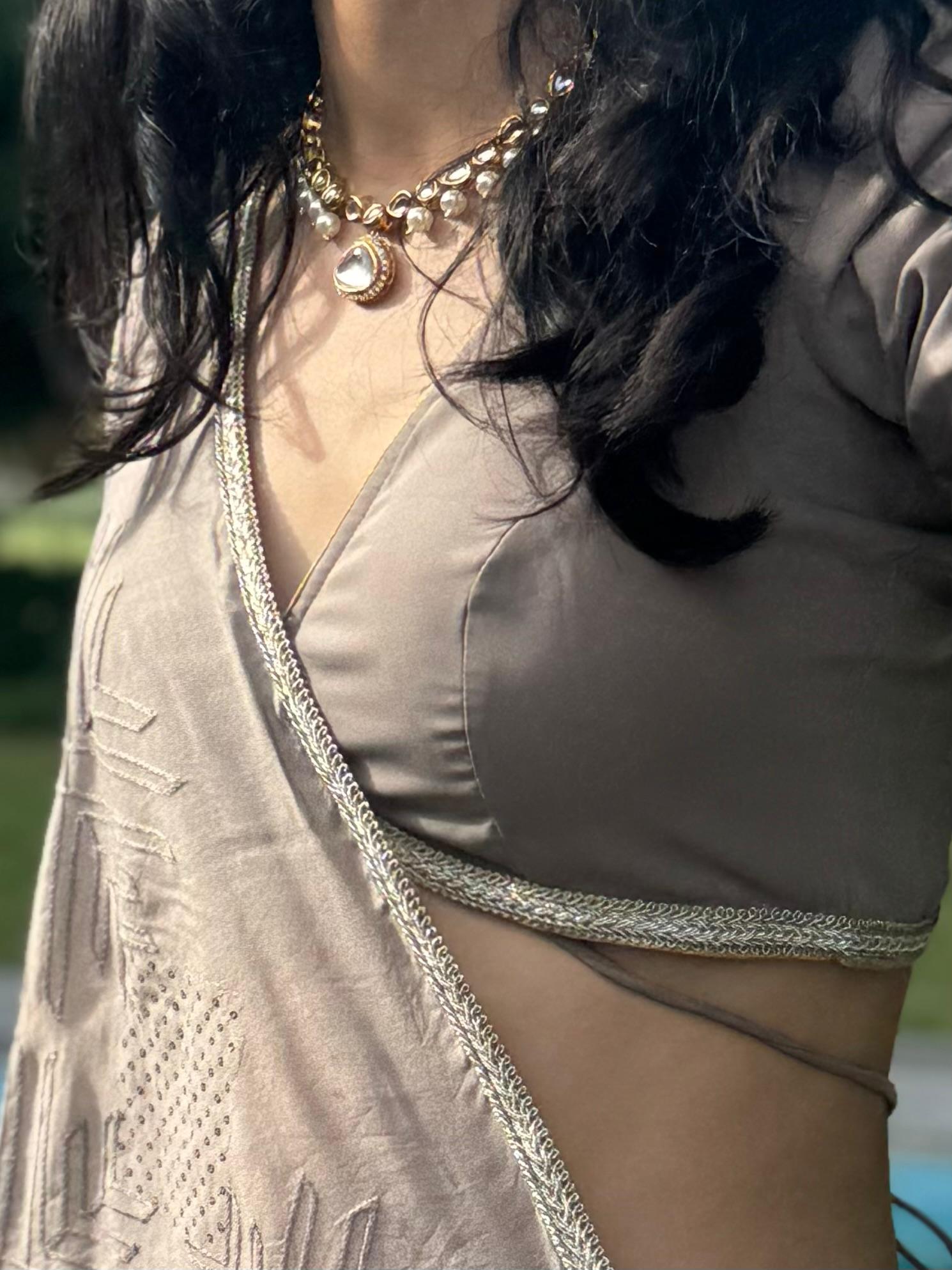 SAPHIRA - Mysterious Luxe
Shade: Ashen Grey