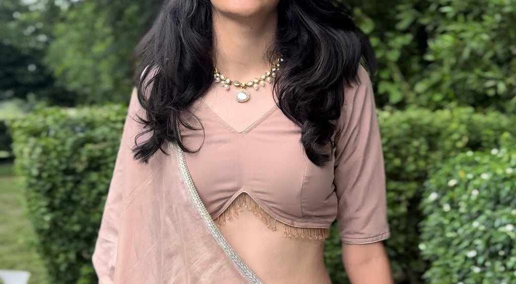 SERENA - Calm Elegance
Dusty beige choli set