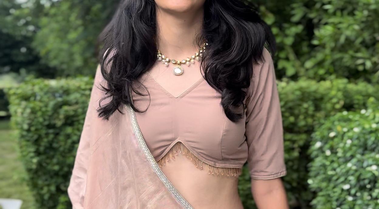 SERENA - Calm Elegance
Dusty beige choli set